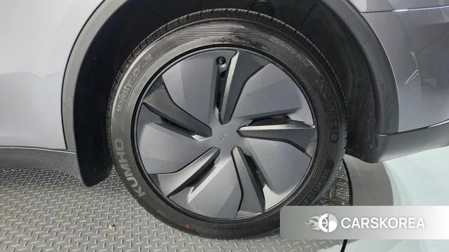 Tesla Model Y id 4782902 из Кореи 13