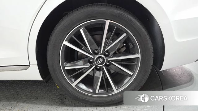 Hyundai The New Grandeur IG id 4592761 из Кореи 13