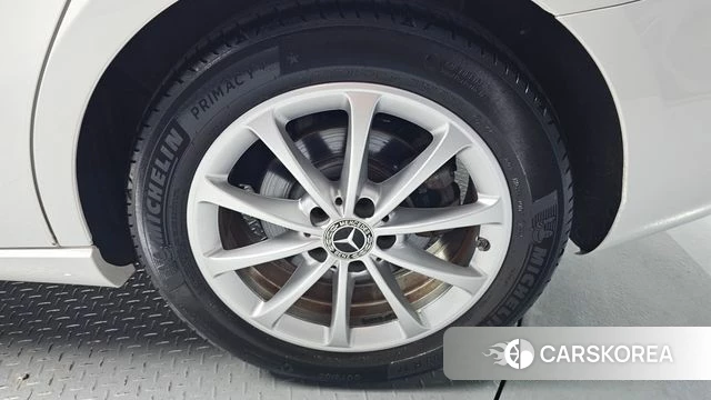 Mercedes-Benz A-Class W177 id 4785299 из Кореи 13