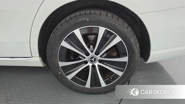 Mercedes-Benz E-Class W213 id 4683396 из Кореи 13