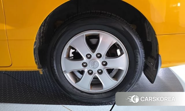 Hyundai The New Grand Starex id 4943353 из Кореи 13