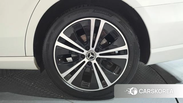 Mercedes-Benz E-Class W213 id 4556793 из Кореи 13