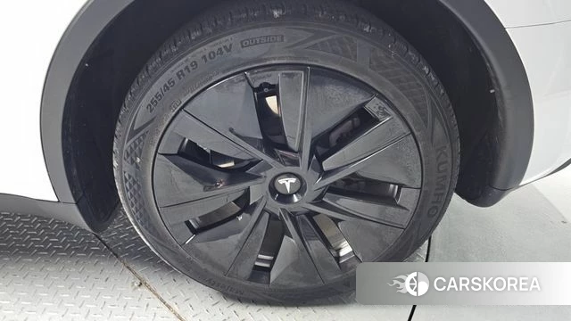 Tesla Model Y id 4783536 из Кореи 13