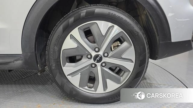 Kia Niro Plus id 4763631 из Кореи 13