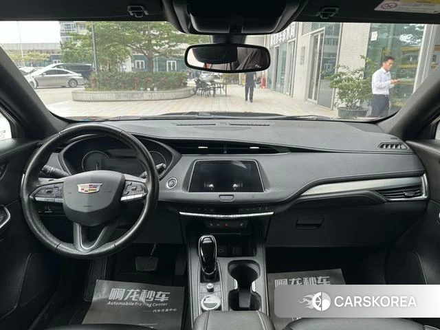 Cadillac XT4 id 4214159 из Китая 13