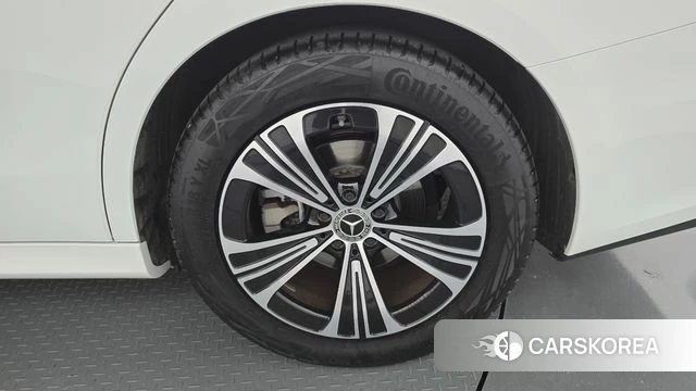 Mercedes-Benz E-Class W214 id 4792030 из Кореи 13