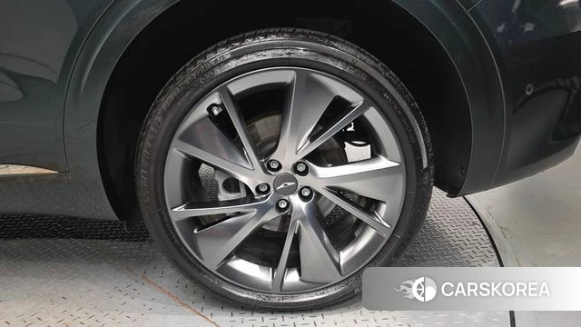 Genesis GV70 id 4433918 из Кореи 13