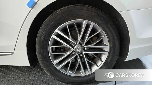 Hyundai Grandeur IG id 4397574 из Кореи 13