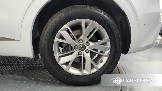 Genesis GV70 id 4501121 из Кореи 13