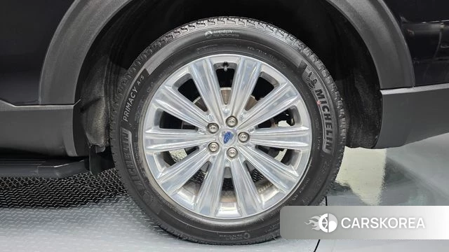 Ford Explorer 6th Generation id 4586541 из Кореи 13
