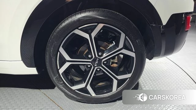 Kia Di Ol Nu Niro id 4631460 из Кореи 13