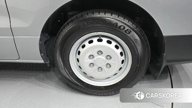Hyundai The New Grand Starex id 4619755 из Кореи 13