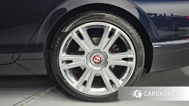 Bentley Flying Spur 2nd Generation id 4345686 из Кореи 13