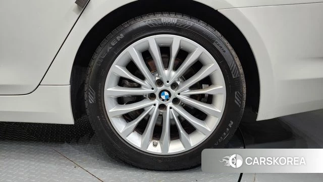 BMW 5 Series (G30) id 4751109 из Кореи 13
