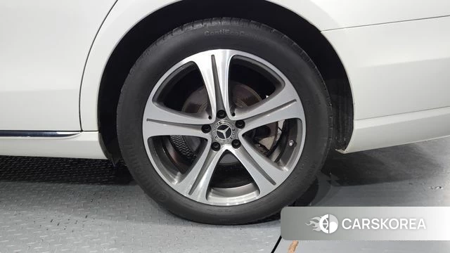 Mercedes-Benz E-Class W213 id 4751022 из Кореи 13