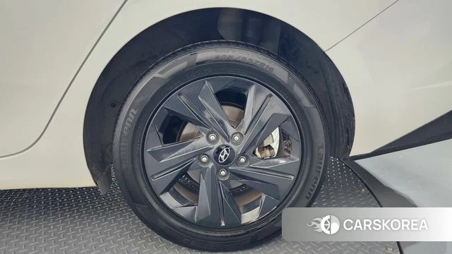 Hyundai Avante (CN7) id 4428518 из Кореи 13