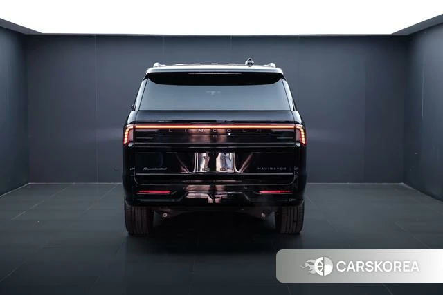 Lincoln Navigator id 3920717 из Китая 13