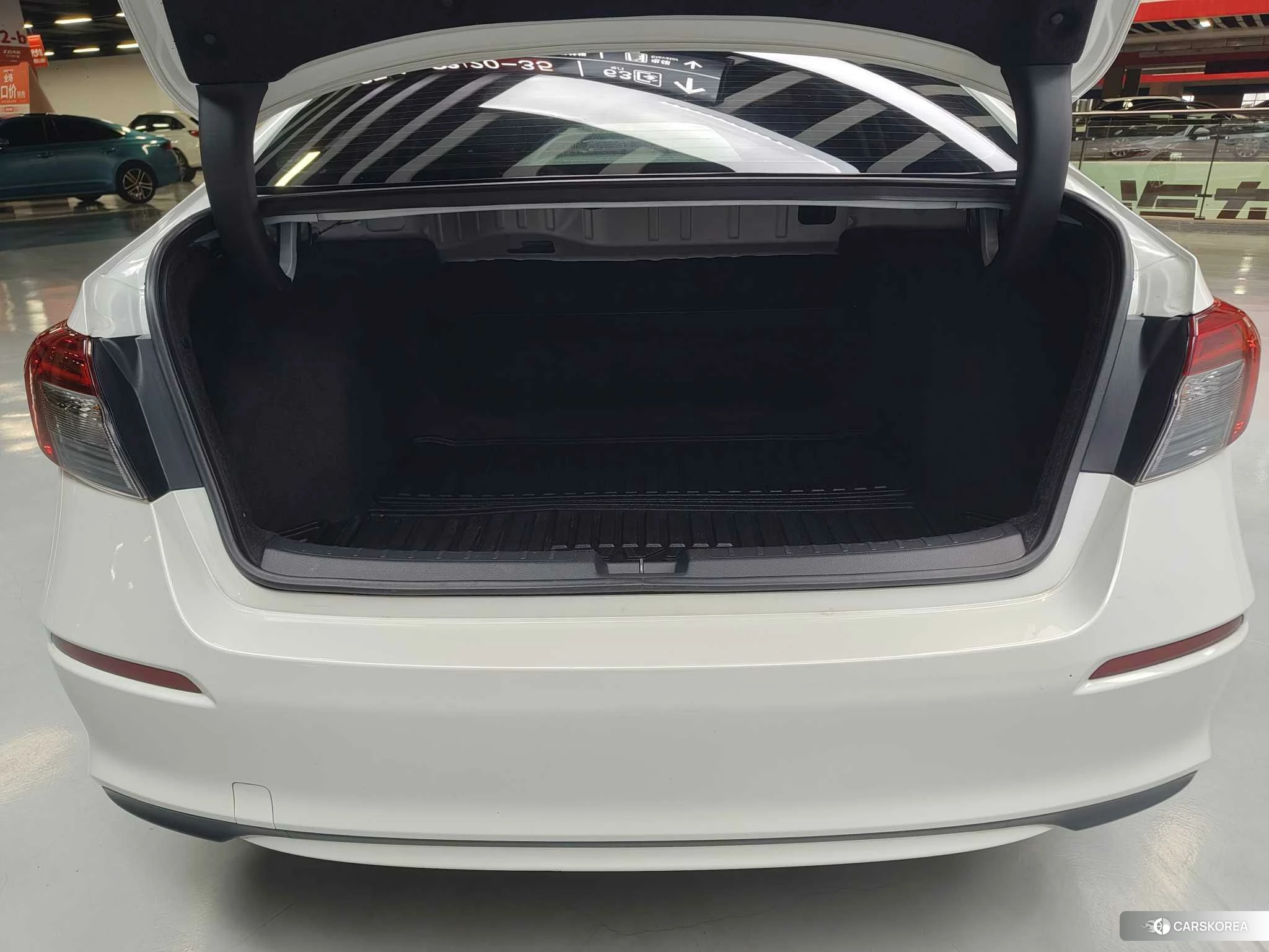 Honda Civic id 4486370 из Китая 13