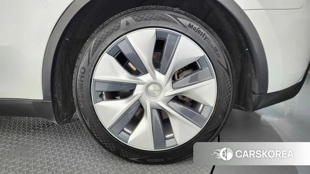 Tesla Model Y id 4427780 из Кореи 13