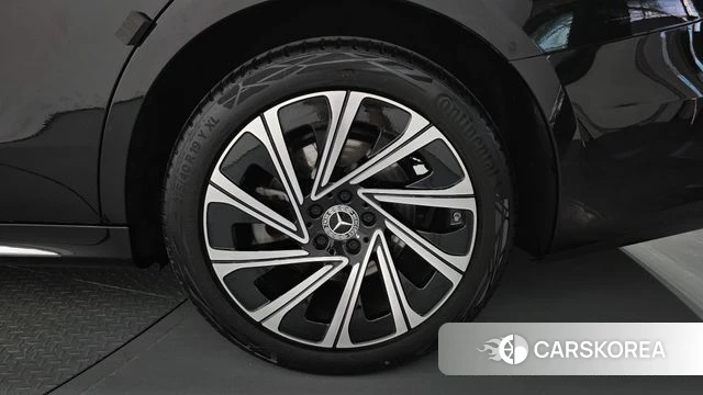 Mercedes-Benz E-Class W214 id 4691257 из Кореи 13