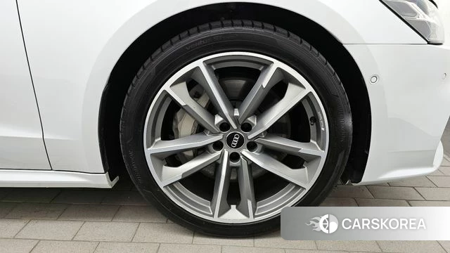 Audi A7 (4K) id 4196355 из Кореи 13