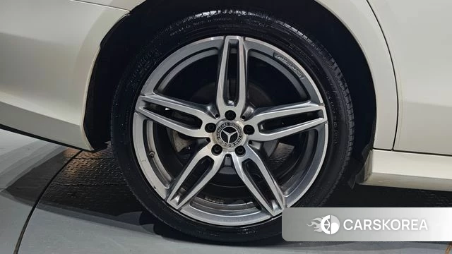 Mercedes-Benz E-Class W213 id 4595523 из Кореи 13