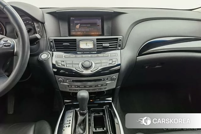 Infiniti Q70 id 4236129 из Китая 13