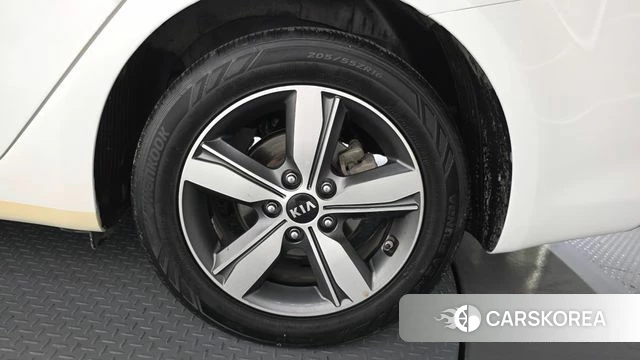 Kia The New K3 id 4246215 из Кореи 13