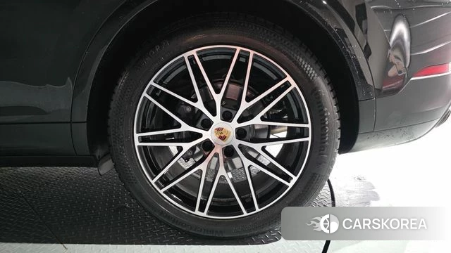 Porsche Cayenne (PO536) id 4349424 из Кореи 13