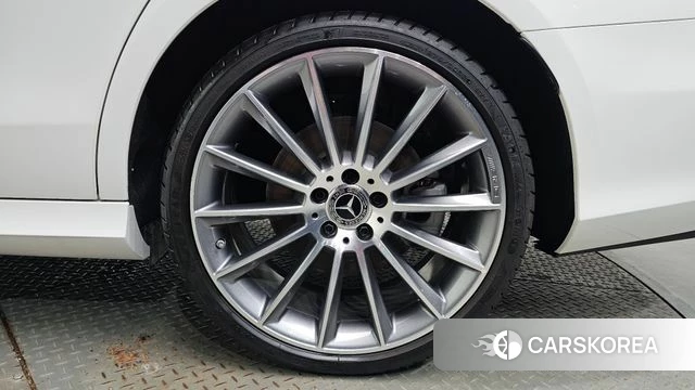 Mercedes-Benz E-Class W213 id 4618958 из Кореи 13
