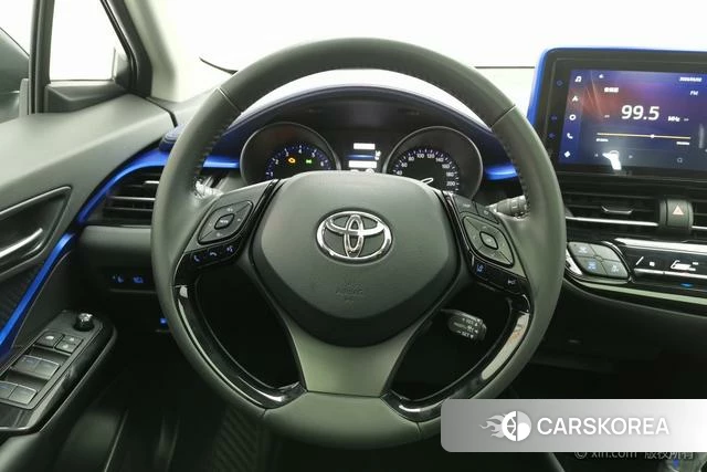Toyota C-HR id 4276269 из Китая 13