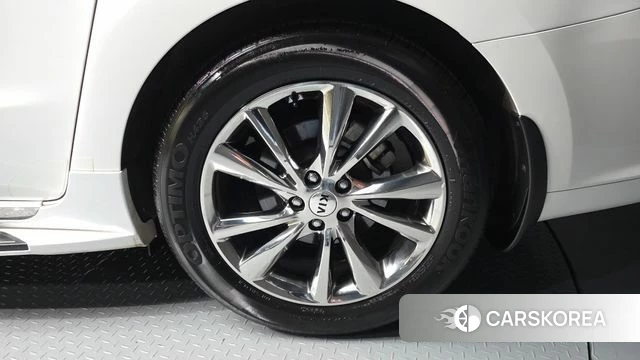 Kia The New Carnival id 4459094 из Кореи 13