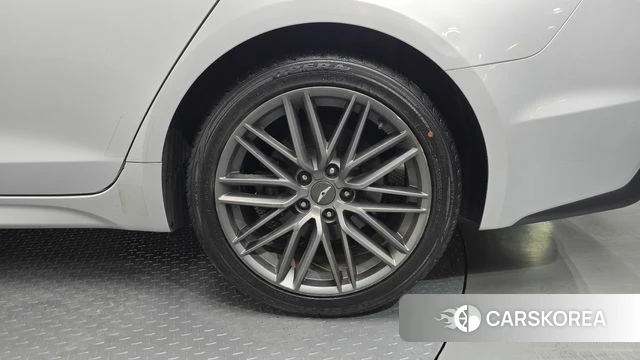 Genesis G70 id 4733102 из Кореи 13