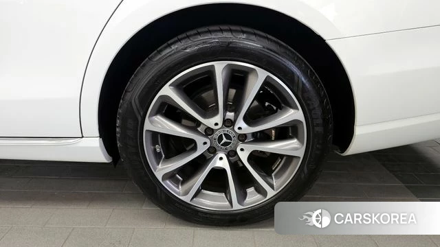 Mercedes-Benz E-Class W213 id 4357008 из Кореи 13