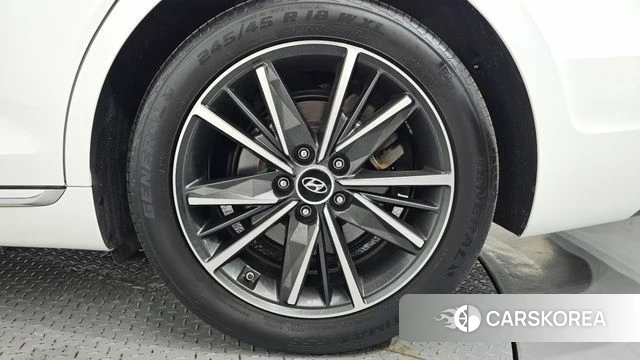Hyundai The New Grandeur IG id 4764288 из Кореи 13