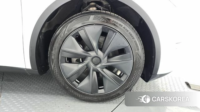 Tesla Model Y id 4853903 из Кореи 13