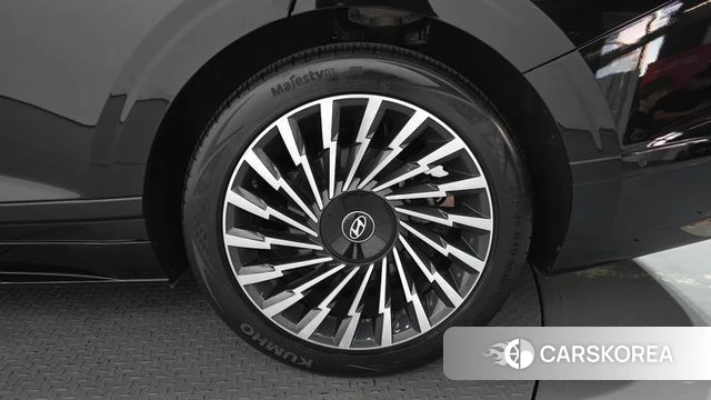 Hyundai Grandeur (GN7) id 4516516 из Кореи 13
