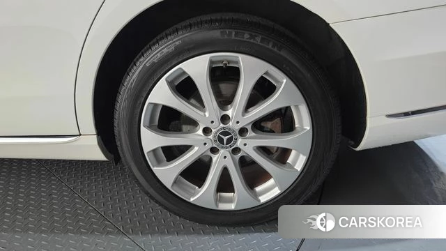 Mercedes-Benz E-Class W213 id 4907111 из Кореи 13