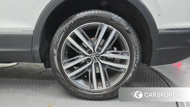 Volkswagen Tiguan Allspace id 4414731 из Кореи 13