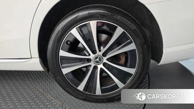 Mercedes-Benz E-Class W213 id 4784478 из Кореи 13