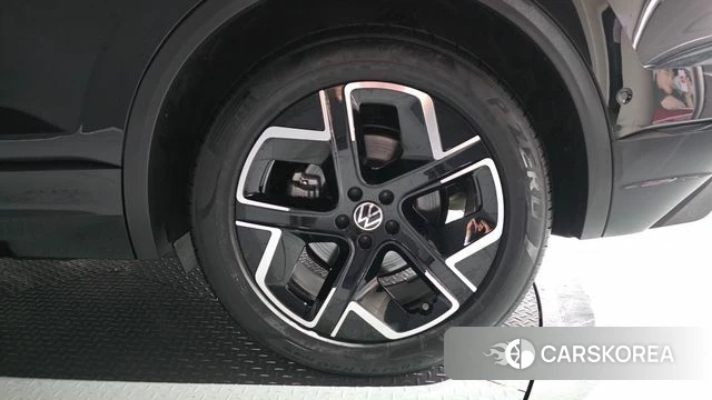 Volkswagen Touareg 3rd generation id 4719657 из Кореи 13