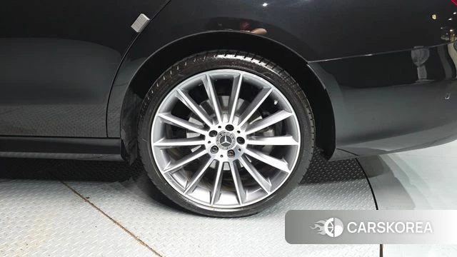 Mercedes-Benz E-Class W213 id 4618715 из Кореи 13