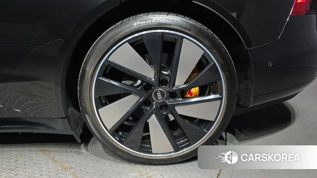 Audi e-Tron GT id 4768527 из Кореи 13