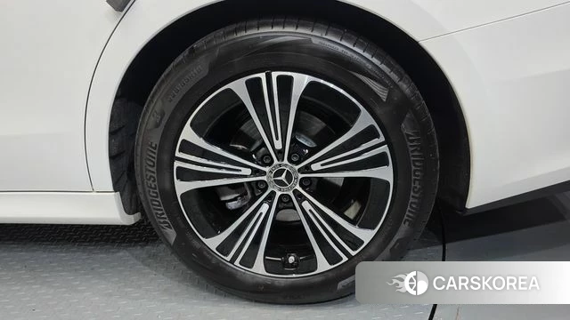 Mercedes-Benz E-Class W214 id 4756941 из Кореи 13