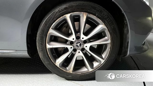 Mercedes-Benz E-Class W213 id 4295241 из Кореи 13