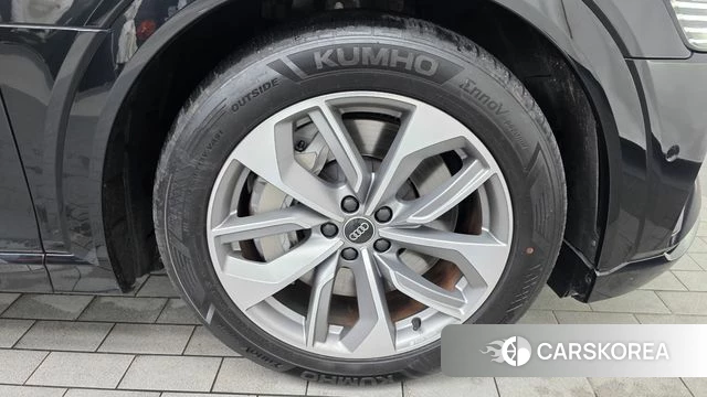 Audi e-Tron id 4585143 из Кореи 13