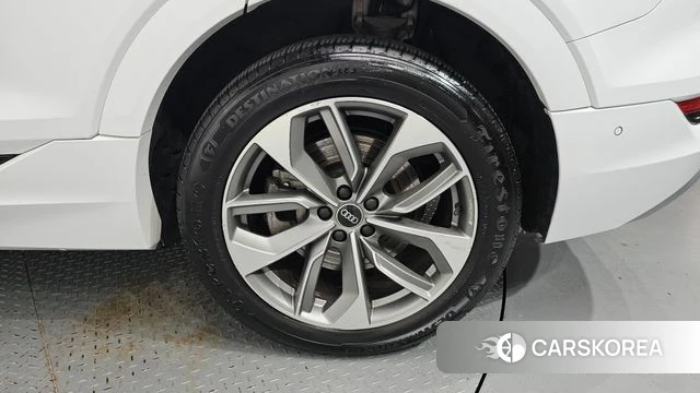Audi e-Tron id 4282994 из Кореи 13