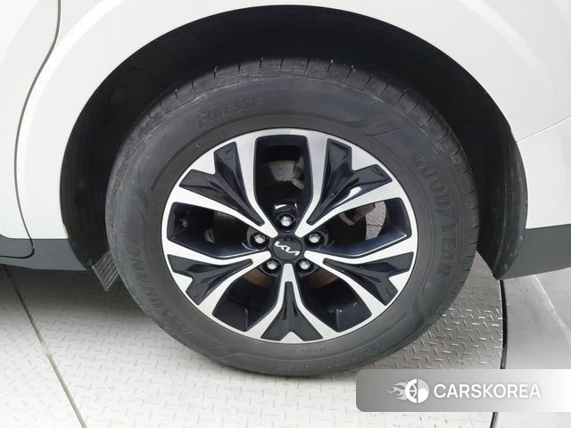 Kia Carnival 4th generation id 4636305 из Кореи 13