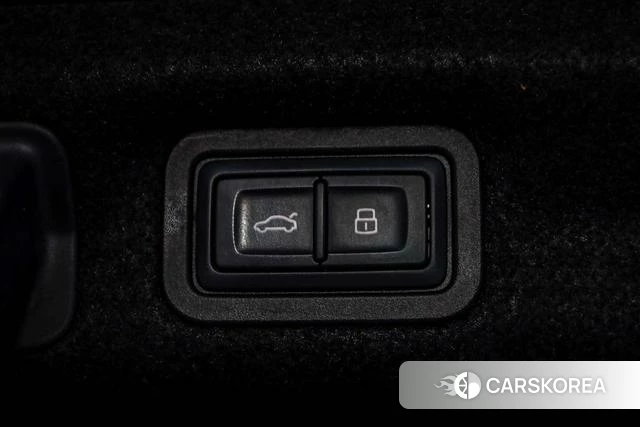 Audi A7L id 4256884 из Китая 13