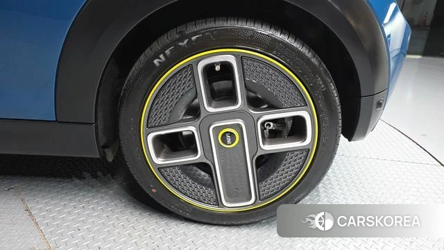 Mini Cooper Electric id 4337238 из Кореи 13